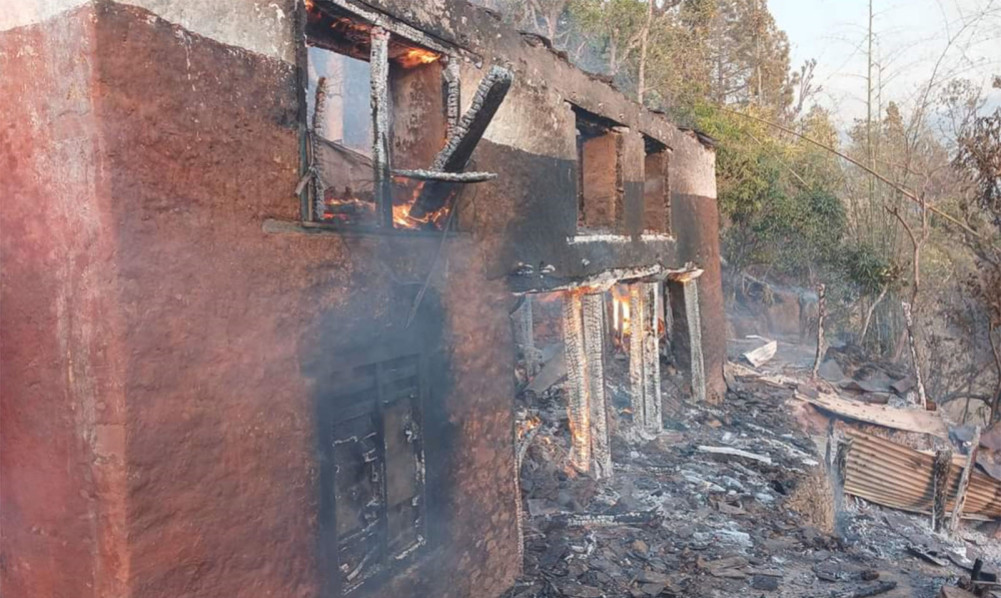 लुम्बिनी अर्घाखाँचीको धारापानीमा भीषण आगलागी