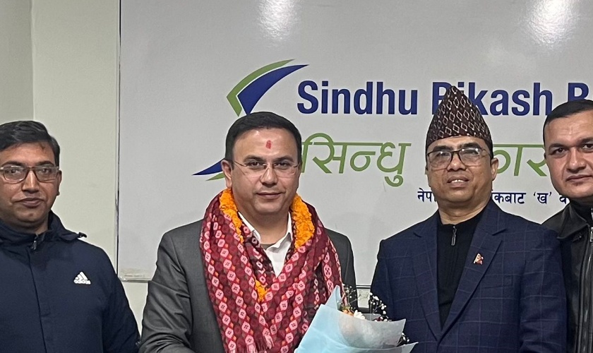 सिन्धु विकास बैंकका सीईओ सुरेश देवकोटाले सम्हाले पदभार