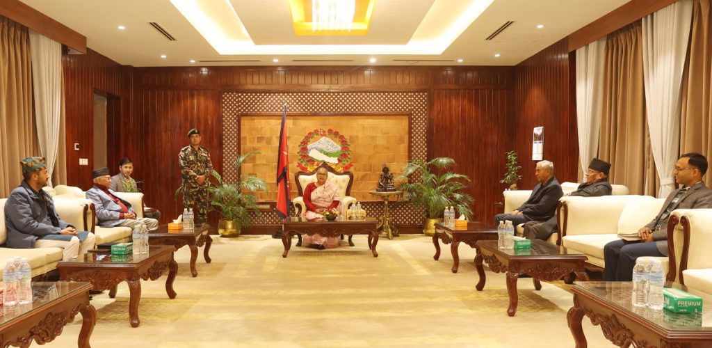 निर्वाचनमा सहभागी हुने प्रमुख दलका शीर्ष नेताहरूको प्रतिबद्धता